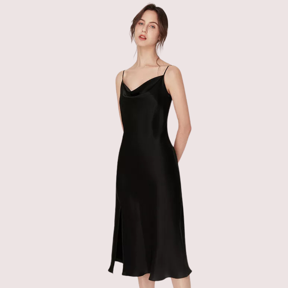 Luxurious Women&#39;s Silk Satin Sleepwear Nightdress